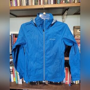 Columbia hooded rain jacket. Men's med